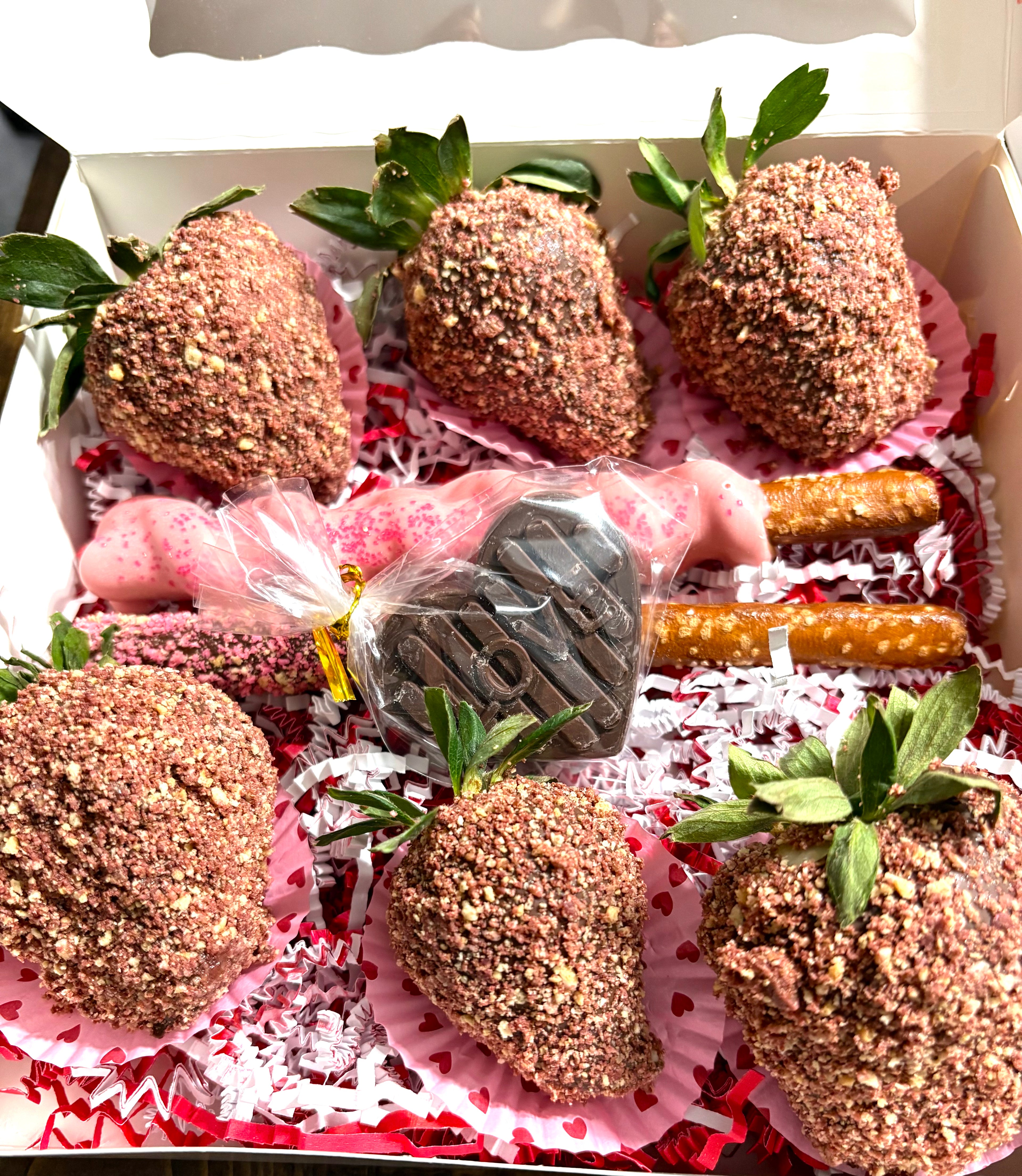 Chocolate-Dipped Strawberries (IN-STORE PICKUP ONLY )